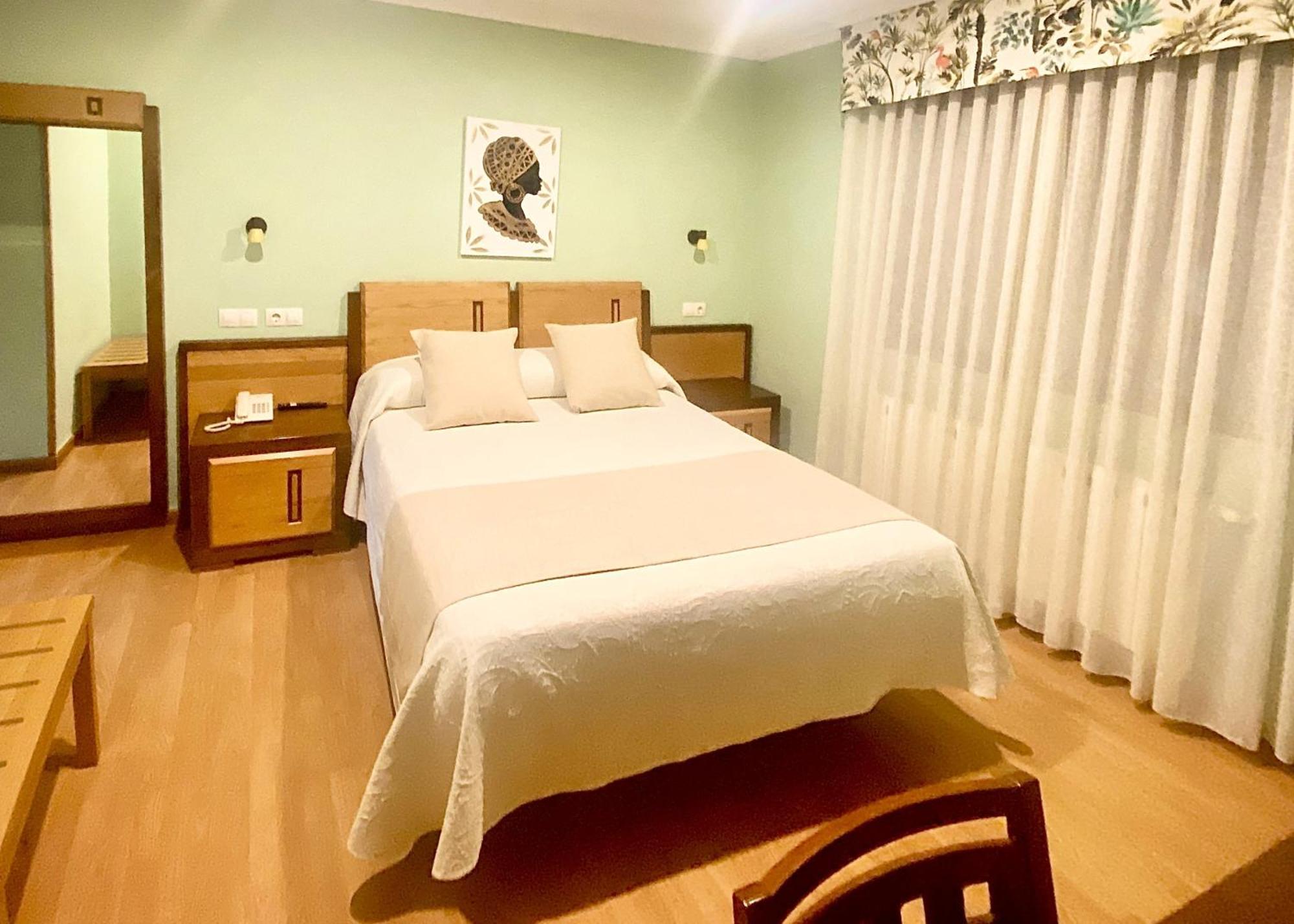 Hotel Spa Galatea Burela Εξωτερικό φωτογραφία